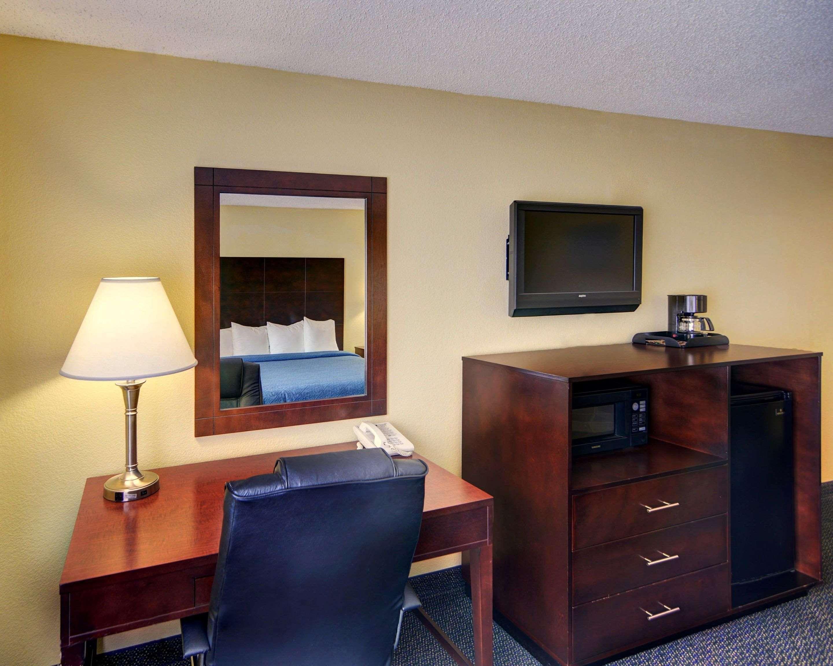 Quality Inn & Suites Grand Prairie Kültér fotó