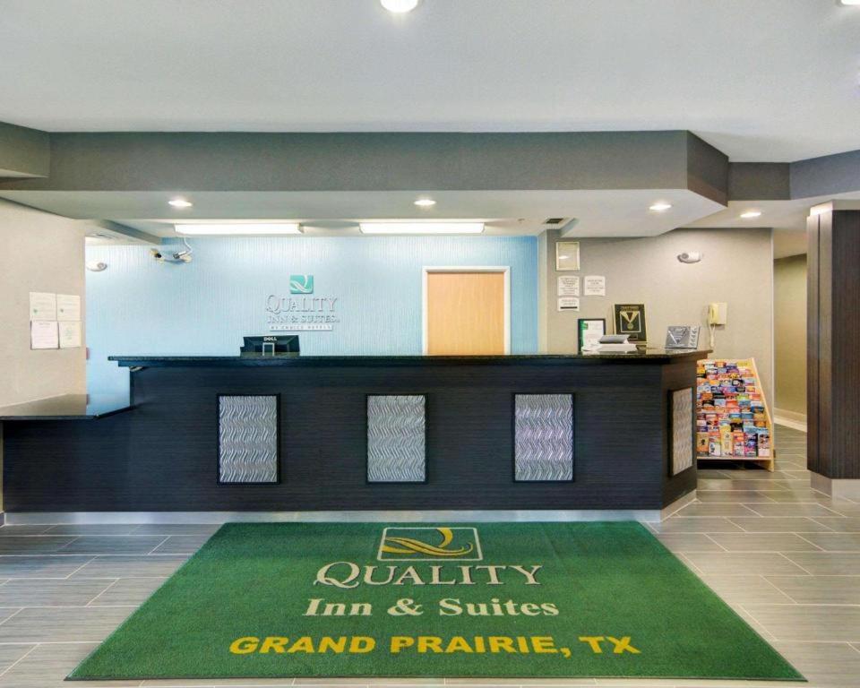 Quality Inn & Suites Grand Prairie Kültér fotó