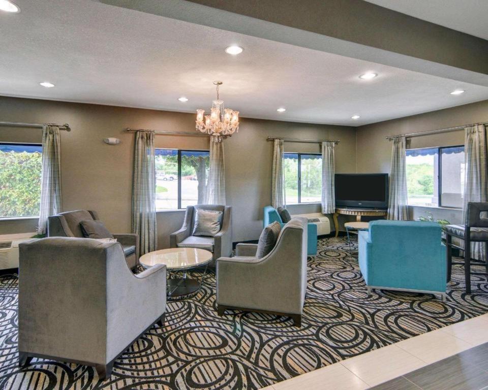 Quality Inn & Suites Grand Prairie Kültér fotó